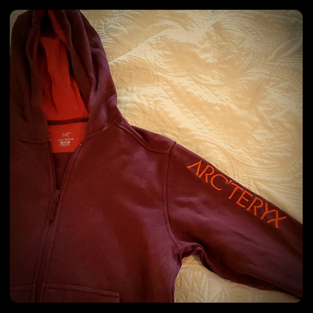 Well Loved Arcteryx Hoodie Md